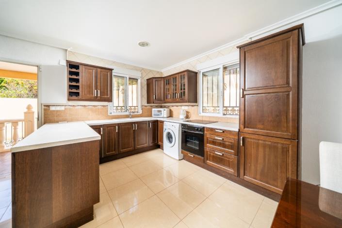 Image No.43-6 Bed Villa for sale