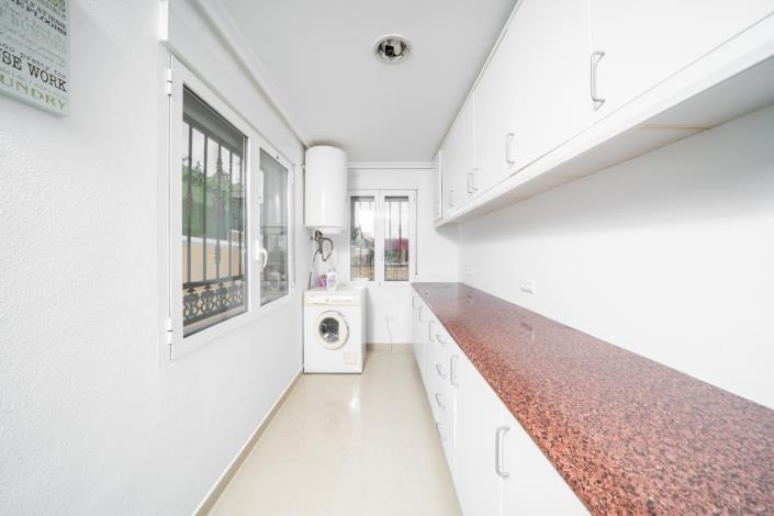 Image No.45-6 Bed Villa for sale