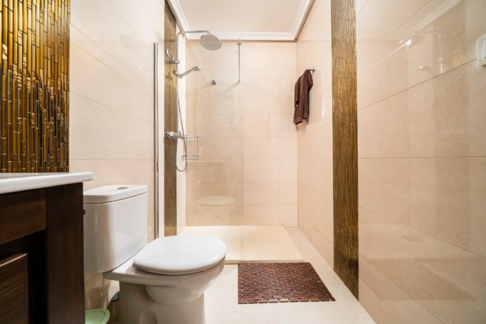 Image No.49-6 Bed Villa for sale