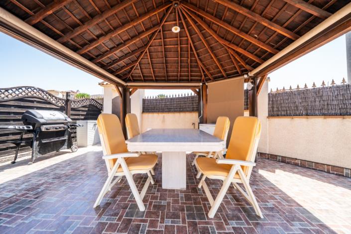 Image No.7-3 Bed Villa for sale