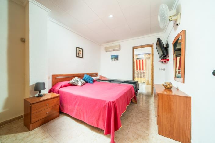 Image No.22-3 Bed Townhouse for sale