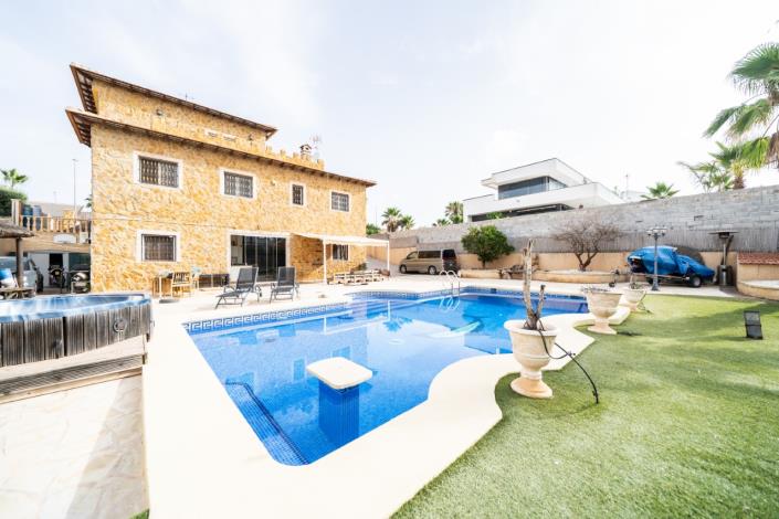 Image No.5-Villa de 6 chambres à vendre à La Marina