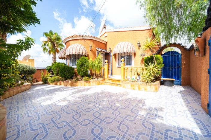 Image No.3-2 Bed Villa for sale