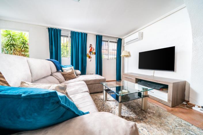 Image No.6-2 Bed Townhouse for sale