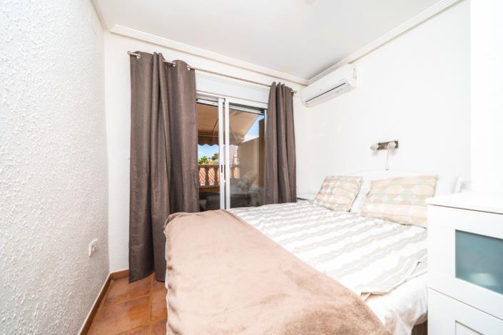 Image No.13-2 Bed Townhouse for sale