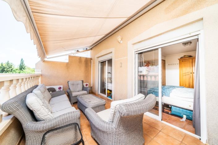 Image No.18-2 Bed Townhouse for sale