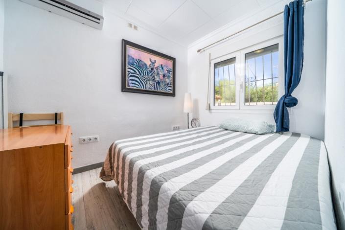 Image No.17-2 Bed Villa for sale