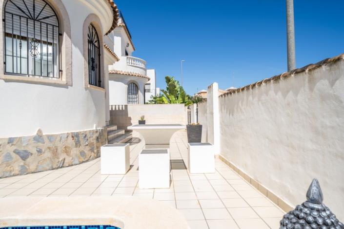 Image No.9-3 Bed Villa for sale