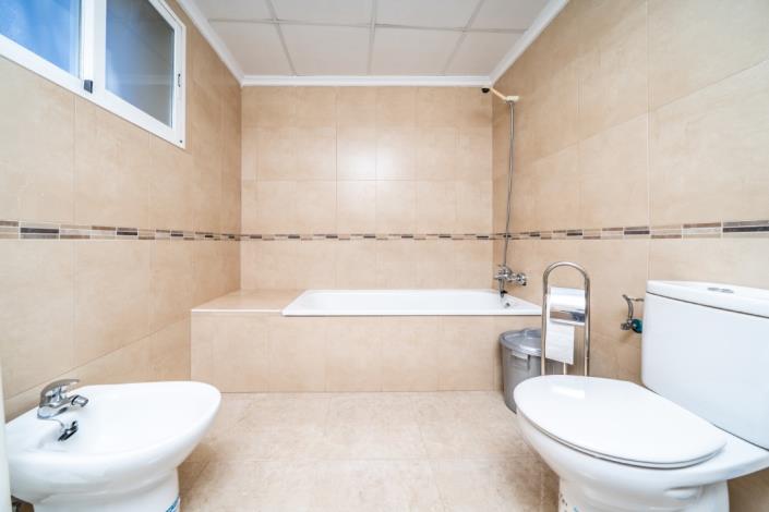 Image No.40-3 Bed Villa for sale