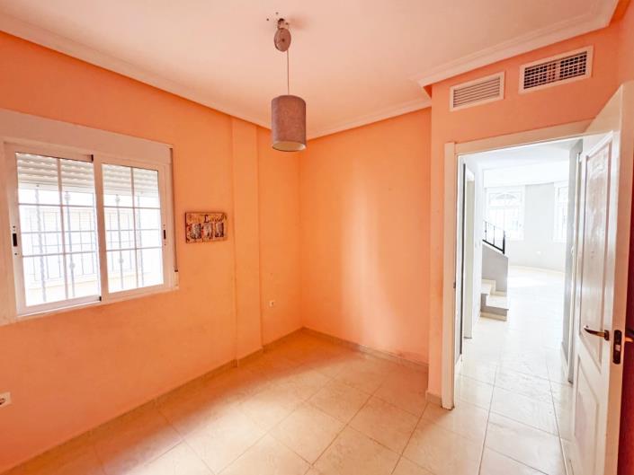 Image No.13-3 Bed Villa for sale