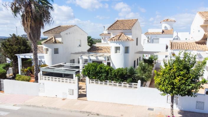 Image No.4-3 Bed Villa for sale