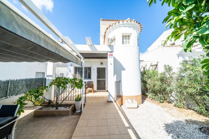 Image No.7-3 Bed Villa for sale