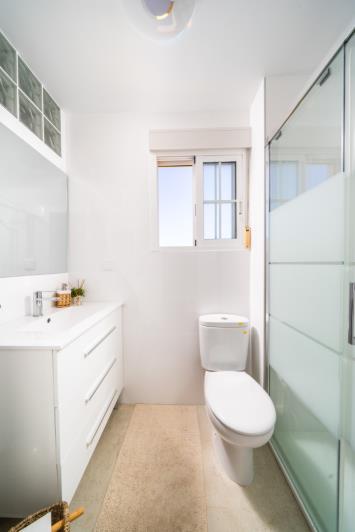 Image No.28-2 Bed Apartment for sale