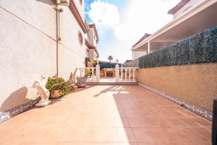 Image No.11-3 Bed Quad for sale