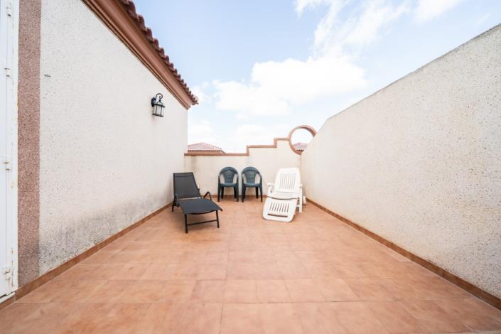 Image No.38-3 Bed Quad for sale