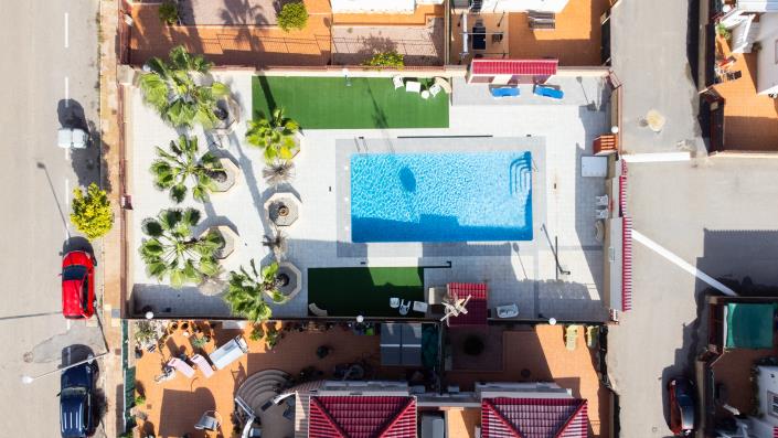 Image No.42-3 Bed Quad for sale