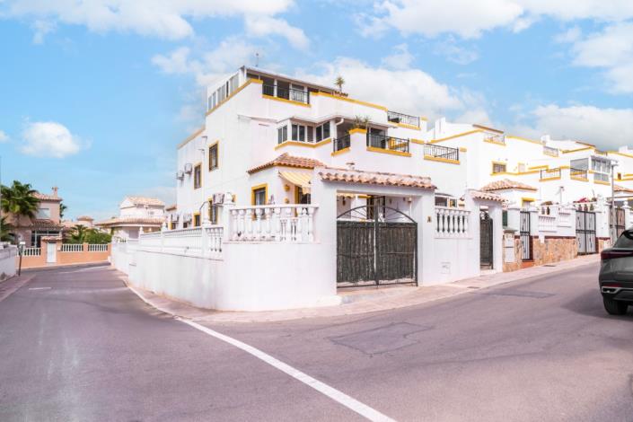 Image No.5-3 Bed Villa for sale