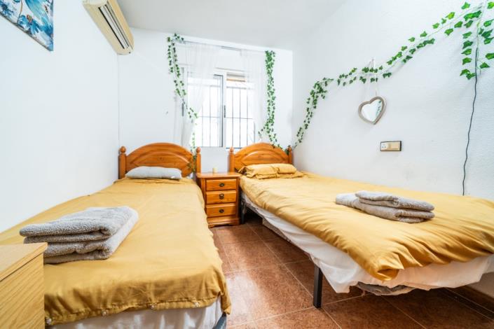 Image No.25-3 Bed Villa for sale