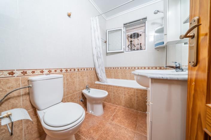 Image No.42-3 Bed Villa for sale