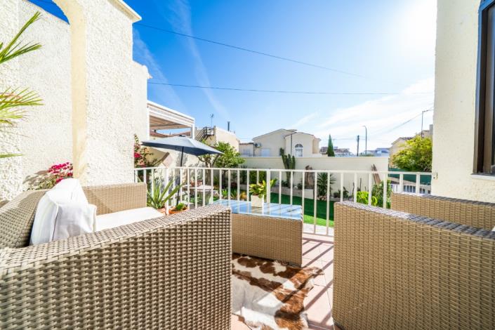 Image No.12-2 Bed Villa for sale