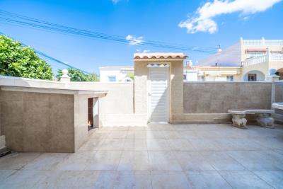 Terraced-Property-For-Sale-In-Costa-Blanca--4---Portals-