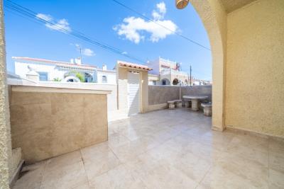 Terraced-Property-For-Sale-In-Costa-Blanca--5---Portals-