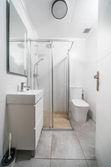 Image No.23-3 Bed Townhouse for sale