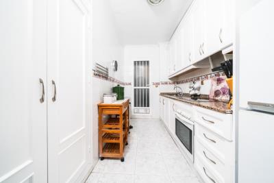 Apartment-for-sale-in-La-Marina--15---Portals-