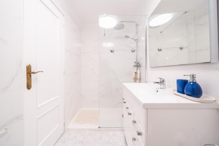 Image No.24-2 Bed Apartment for sale