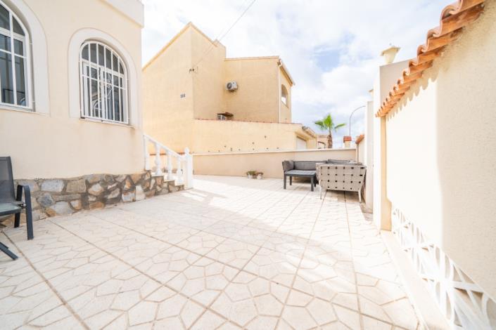 Image No.9-4 Bed Villa for sale