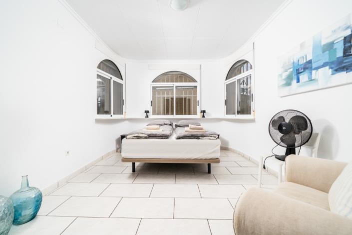 Image No.27-4 Bed Villa for sale