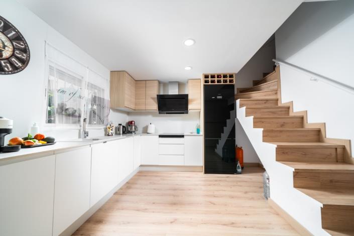 Image No.17-3 Bed Villa for sale