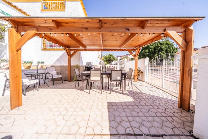 Image No.8-3 Bed Quad for sale