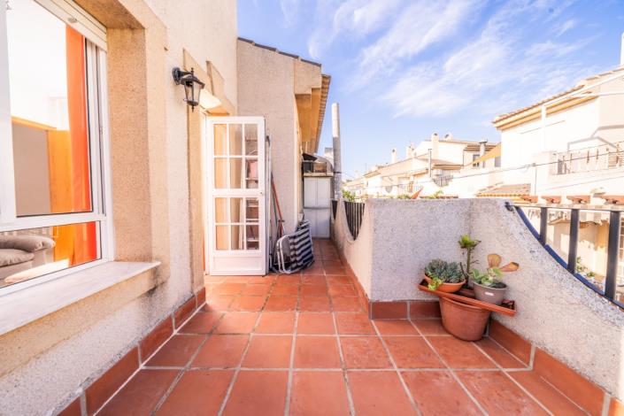 Image No.28-4 Bed Villa for sale