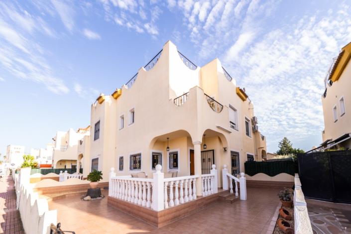 Image No.3-3 Bed Quad for sale