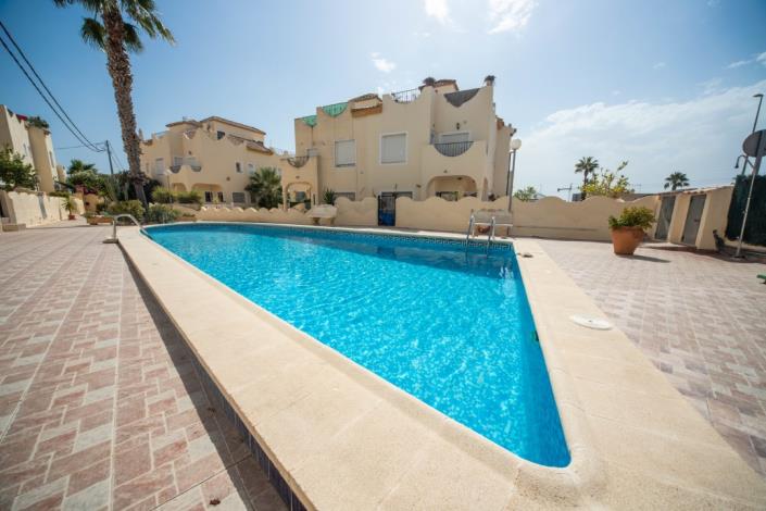 Image No.5-3 Bed Quad for sale