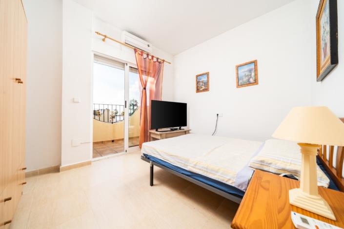 Image No.25-3 Bed Quad for sale