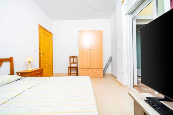 Image No.26-3 Bed Quad for sale