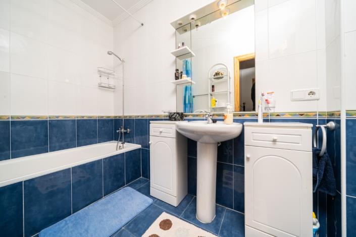 Image No.32-3 Bed Quad for sale