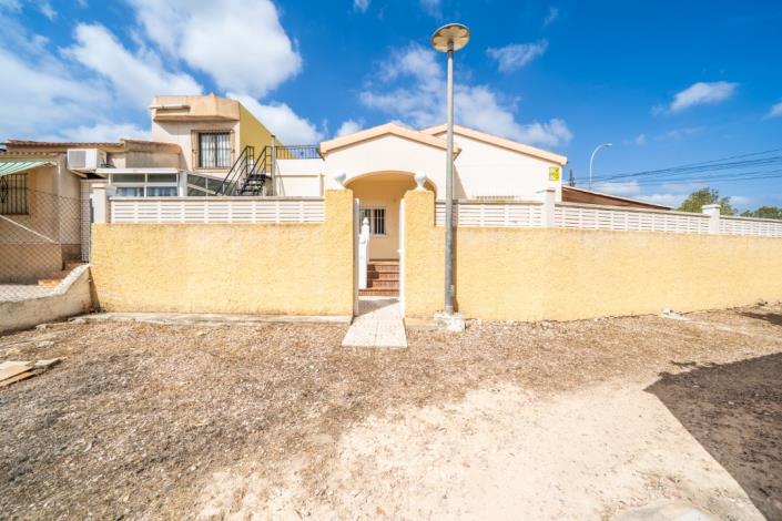 Image No.41-3 Bed Villa for sale