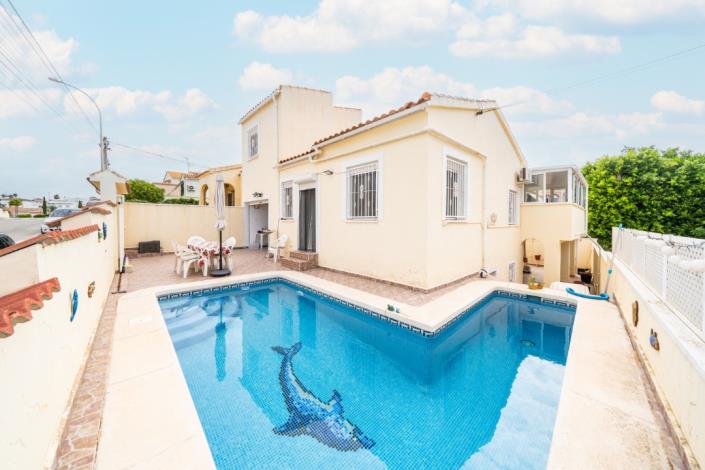 Image No.3-5 Bed Villa for sale