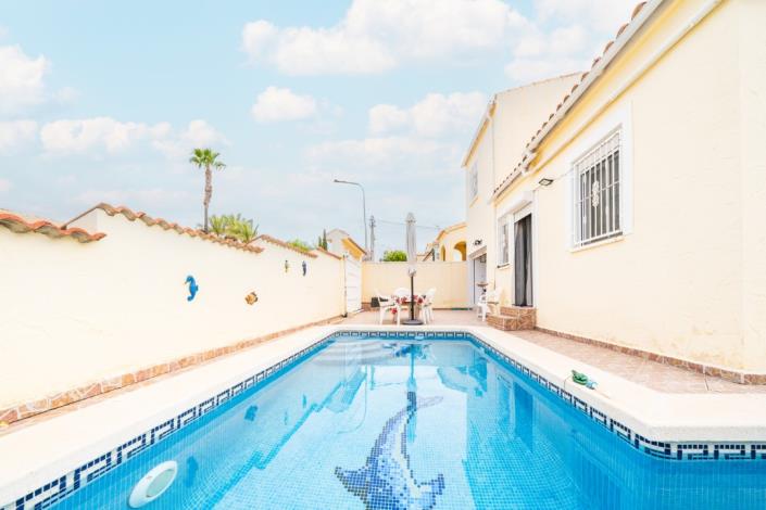 Image No.6-5 Bed Villa for sale