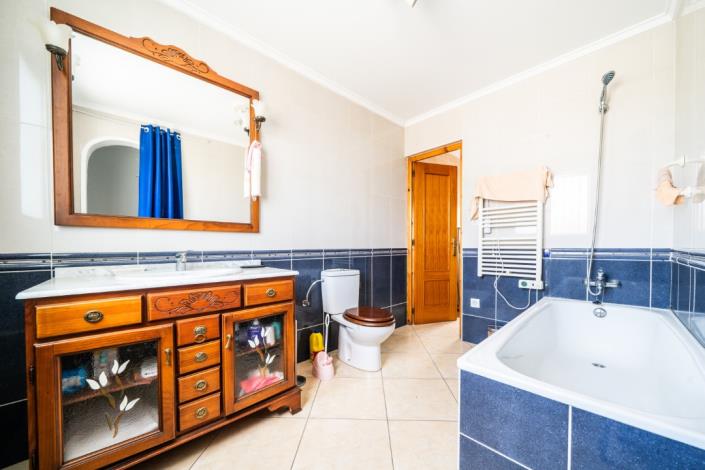 Image No.26-5 Bed Villa for sale