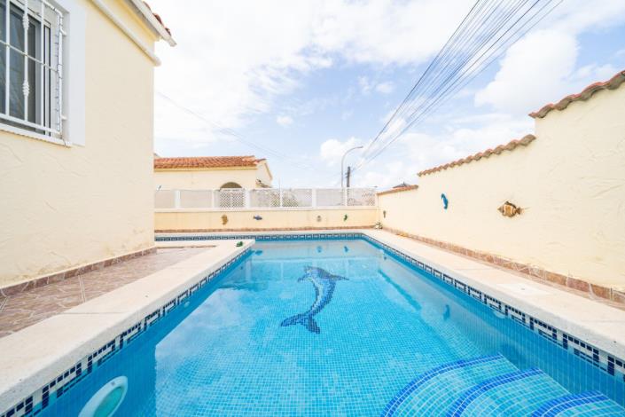 Image No.41-5 Bed Villa for sale