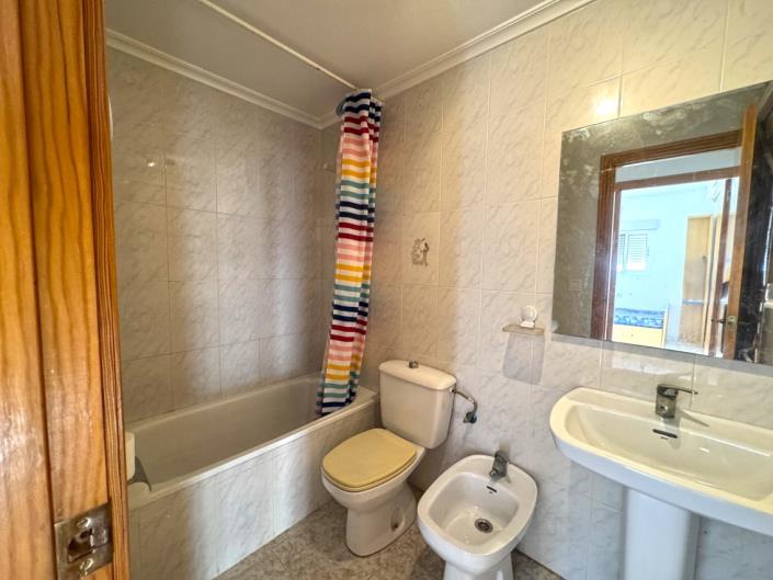 Image No.15-3 Bed Quad for sale