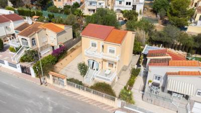 Detached-property-for-sale-in-Costa-Blanca--1---Portals-