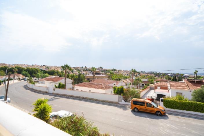 Image No.42-5 Bed Villa for sale