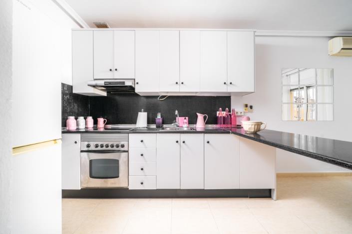 Image No.11-2 Bed Townhouse for sale