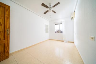 Terraced-house-for-sale-in-La-Marina--15---Portals-