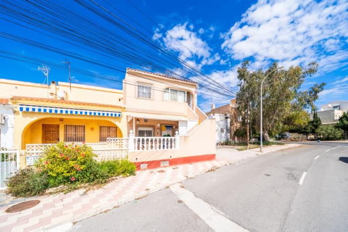 Image No.5-3 Bed Townhouse for sale